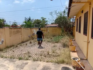 2bdrm House in Agent Mensah, Police Station for sale