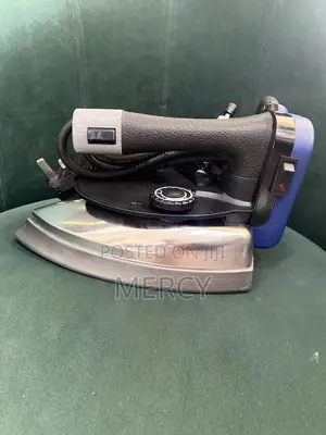 Two Lion Industrial Gravity Steam Iron