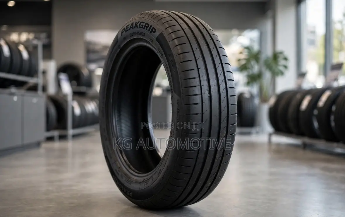 285/45r21 Peakgrip Tyre