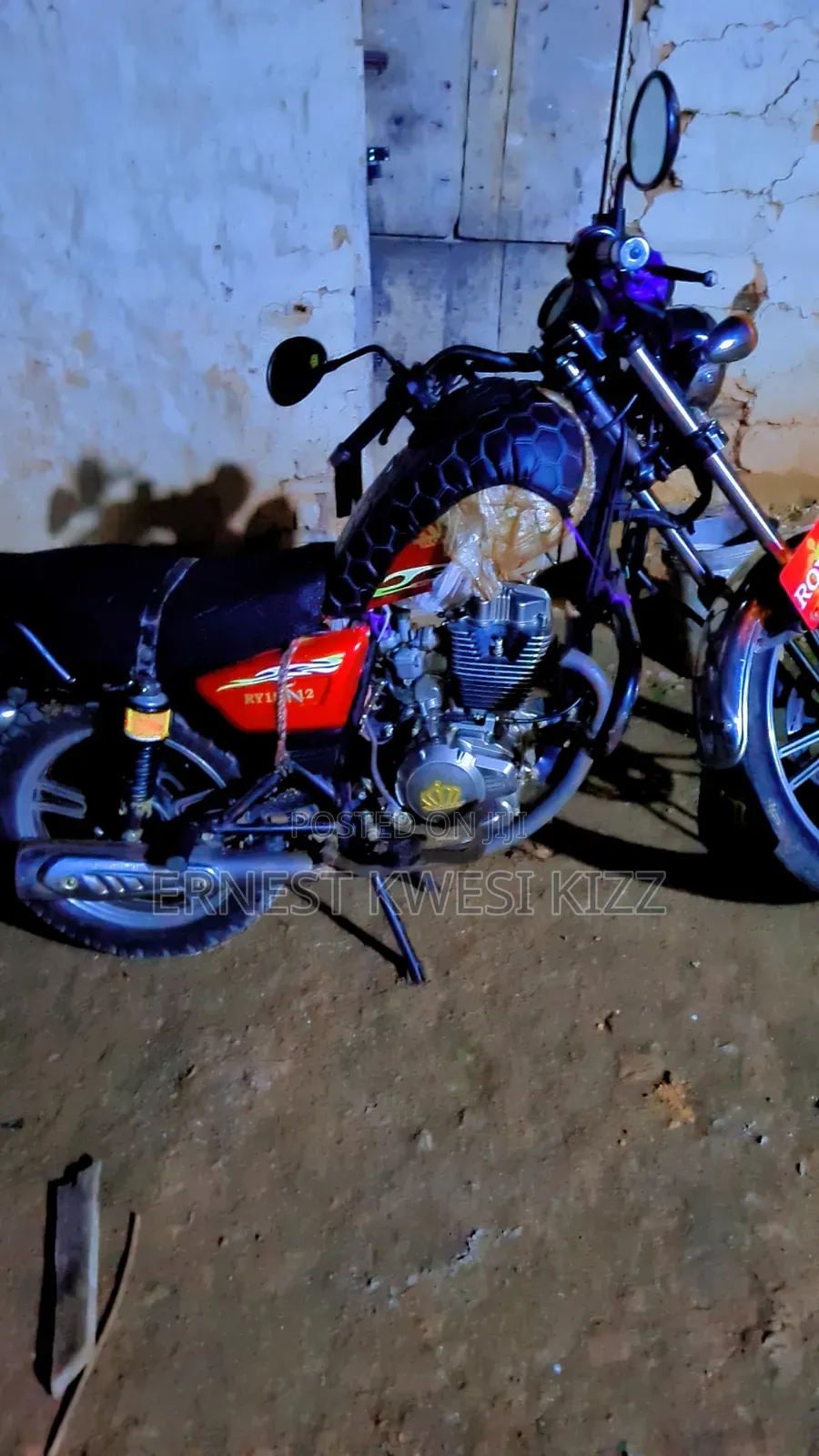 Royal Motorcycle 2025 Red