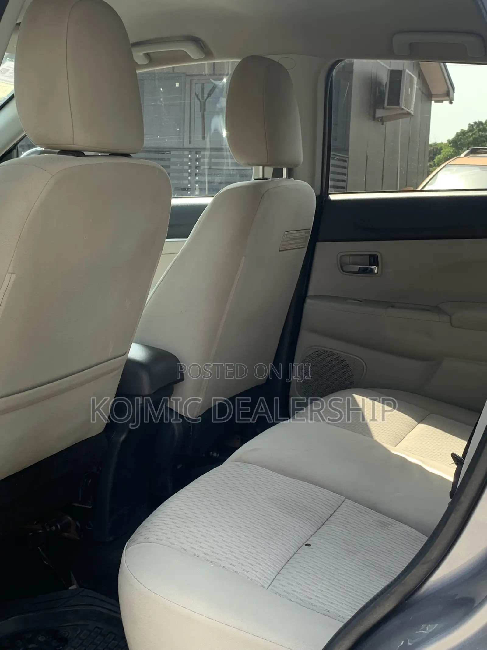 Mitsubishi Outlander 2016 Gray