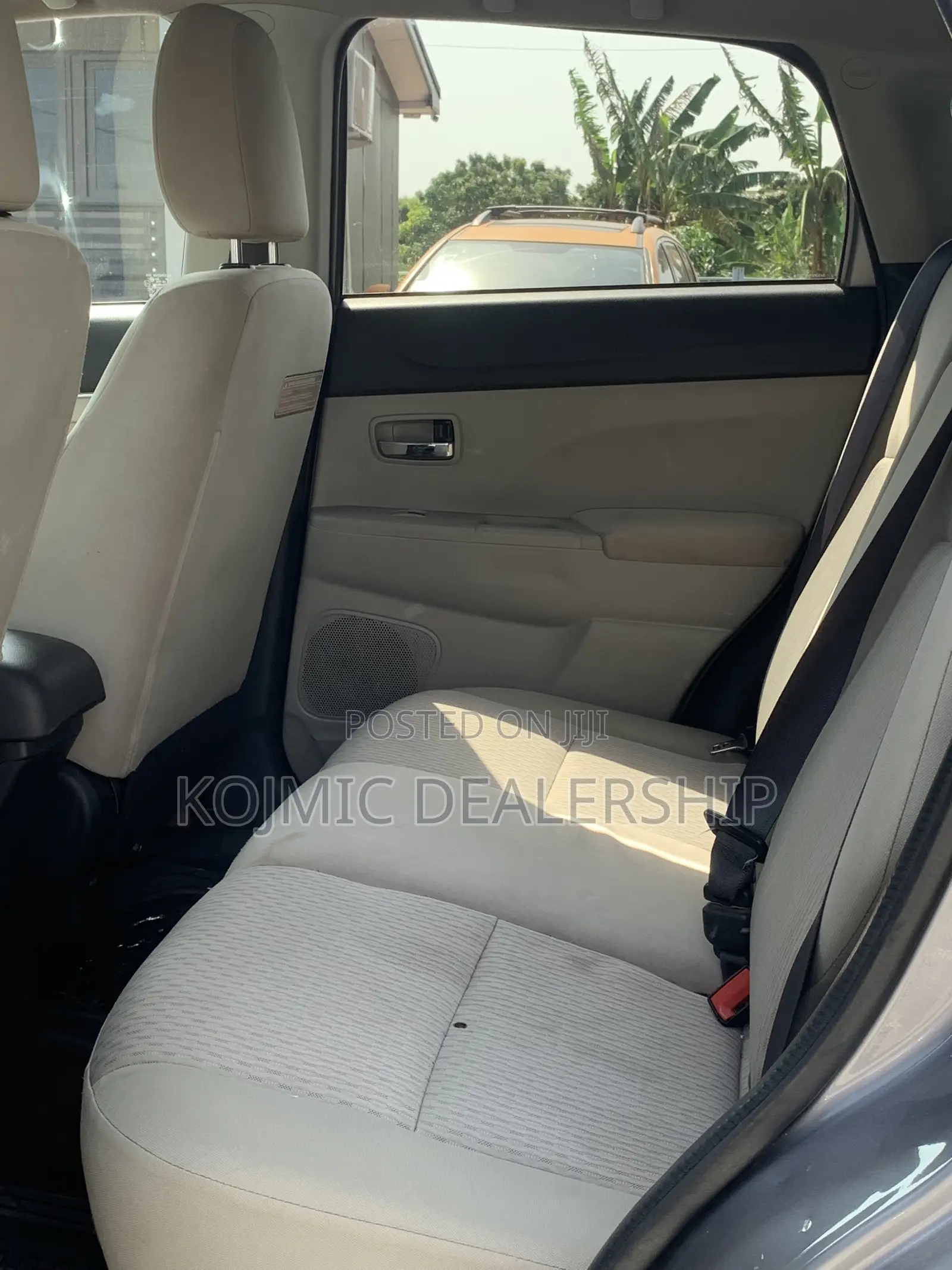Mitsubishi Outlander 2016 Gray