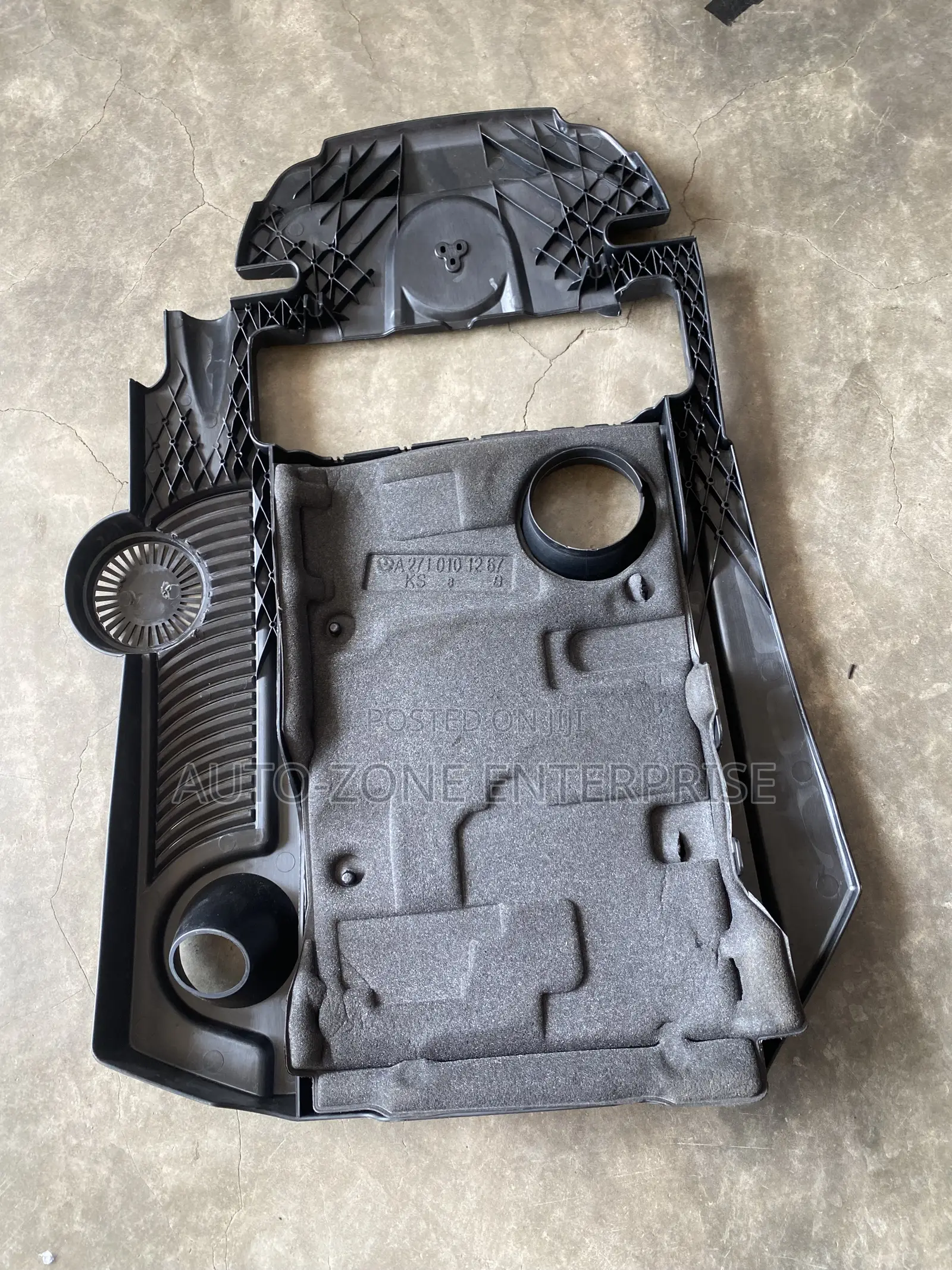 Mercedes Benz Engine Cover/Top Engine Cover