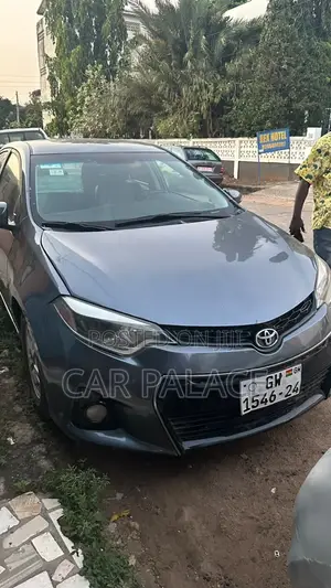 Toyota Corolla S 4dr Sedan (1.8L 4cyl CVT) 2015 Gray