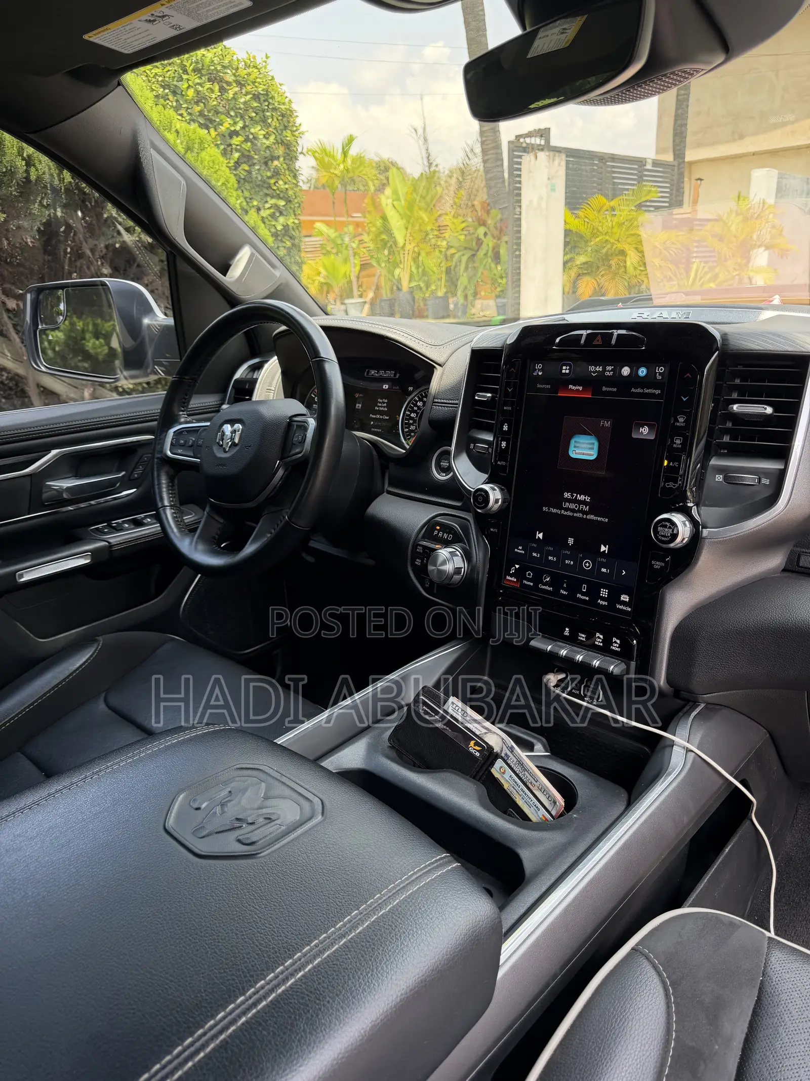 RAM 1500 2023 White