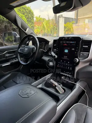 RAM 1500 2023 White