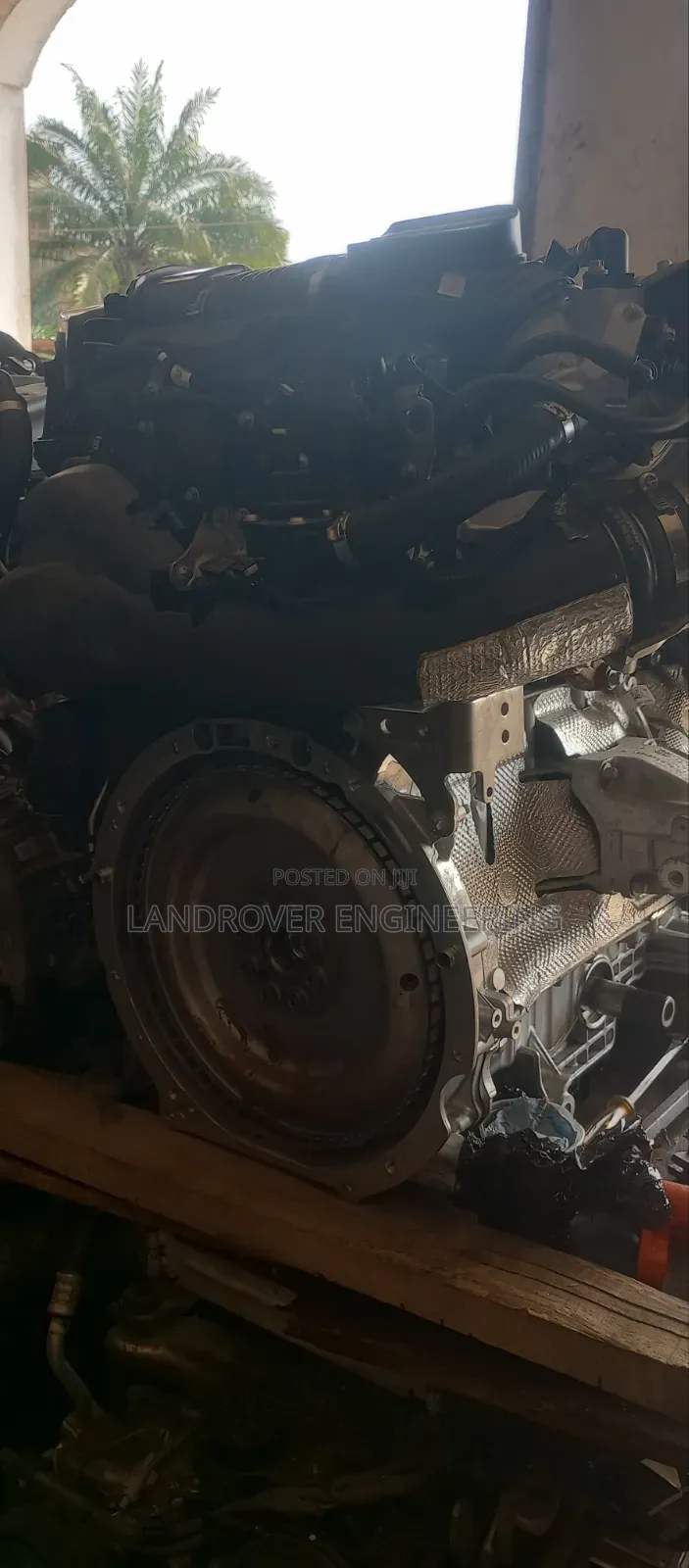 Land Rover Genuine Home Used Engine & Transmission