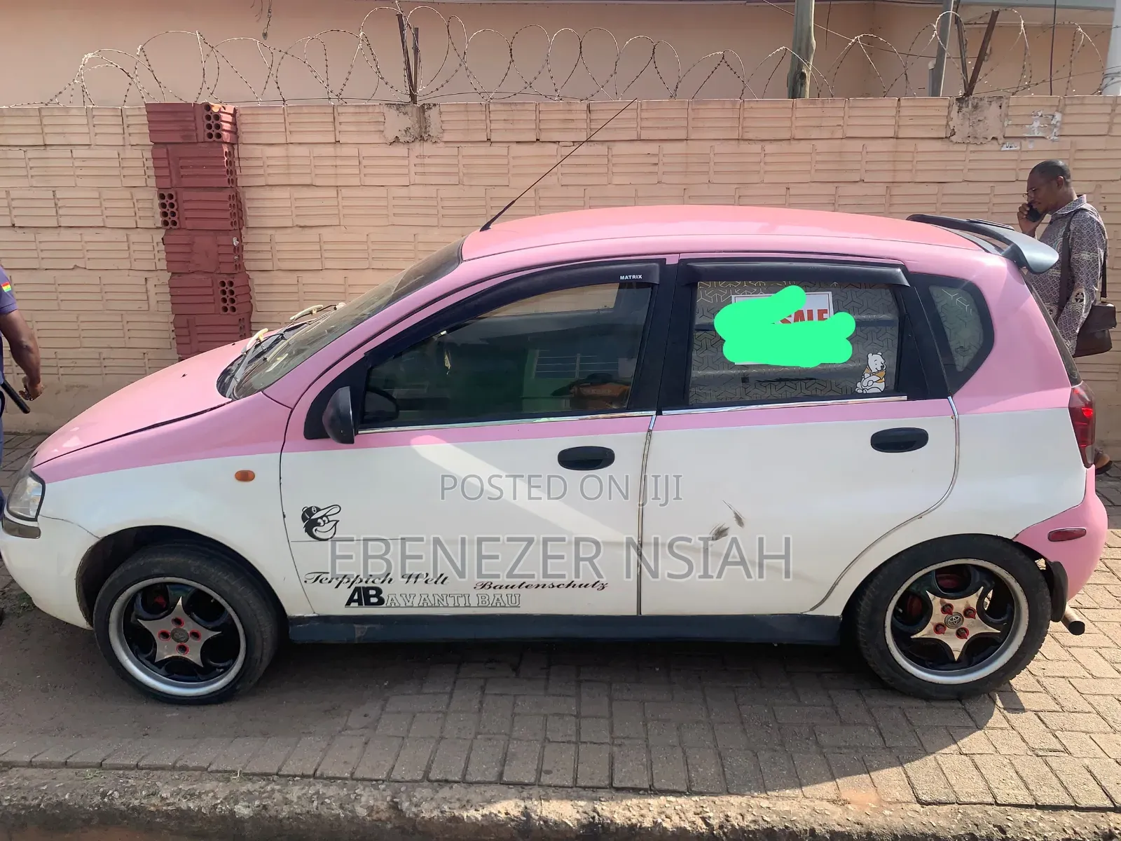 Chevrolet Aveo 1.4 Hatchback 3dr 2011 Pink