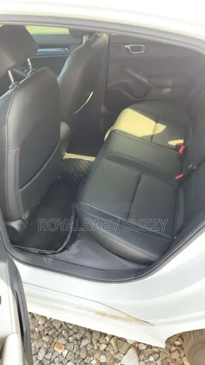 Honda Civic 2024 White
