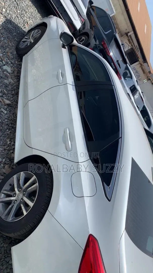 Honda Civic 2024 White