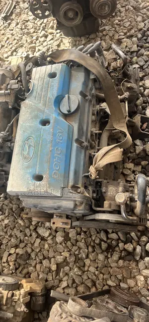 Hyundai Elantra 2006-2010 Engine and Gearbox