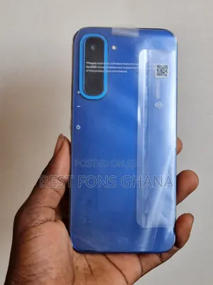 New Infinix Hot 70 128 GB Blue