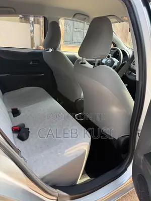 Toyota Vitz 2013 Silver
