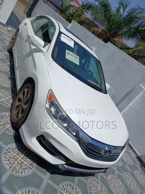 Honda Accord Sport SE 4dr Sedan FWD (2.4L 4cyl 2A) 2017 White