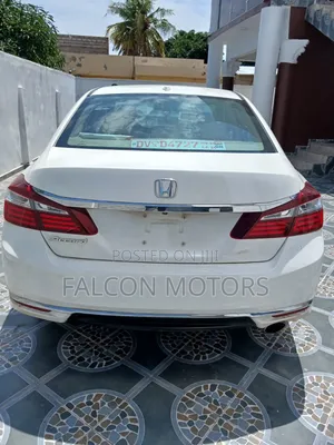 Honda Accord Sport SE 4dr Sedan FWD (2.4L 4cyl 2A) 2017 White