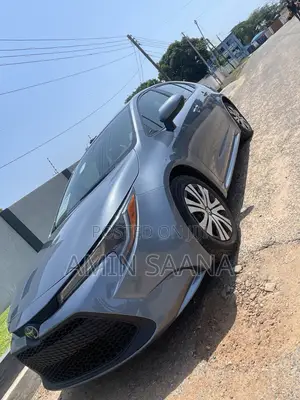 Toyota Corolla LE 2020 Blue