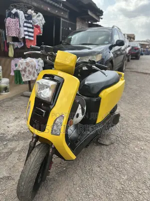 Motorcycle 2011 Yellow
