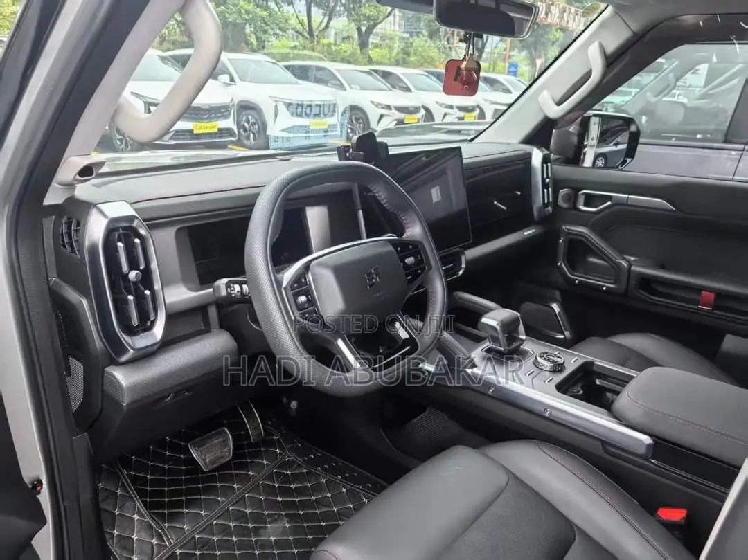 Jetour T2 1.5 Hybrid AWD 2024 Black