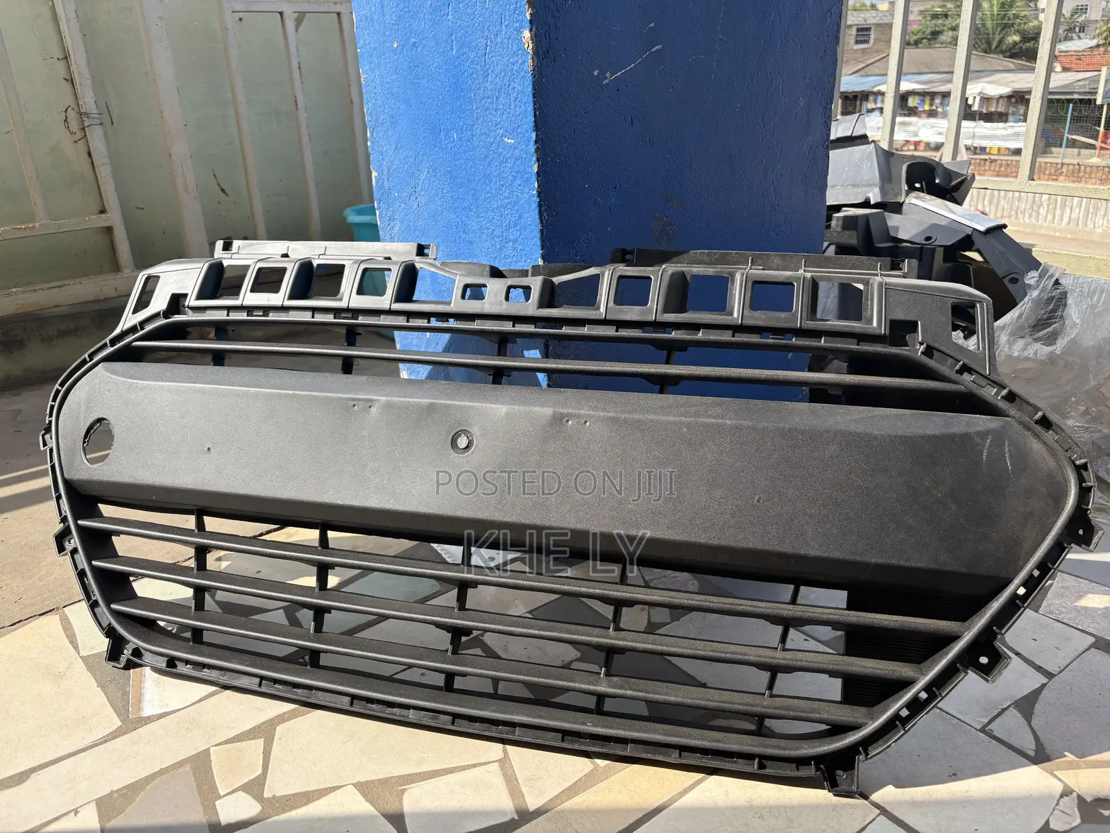 I10 2014 Grande Down Grille