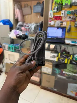 HP 65w Type C Adapter