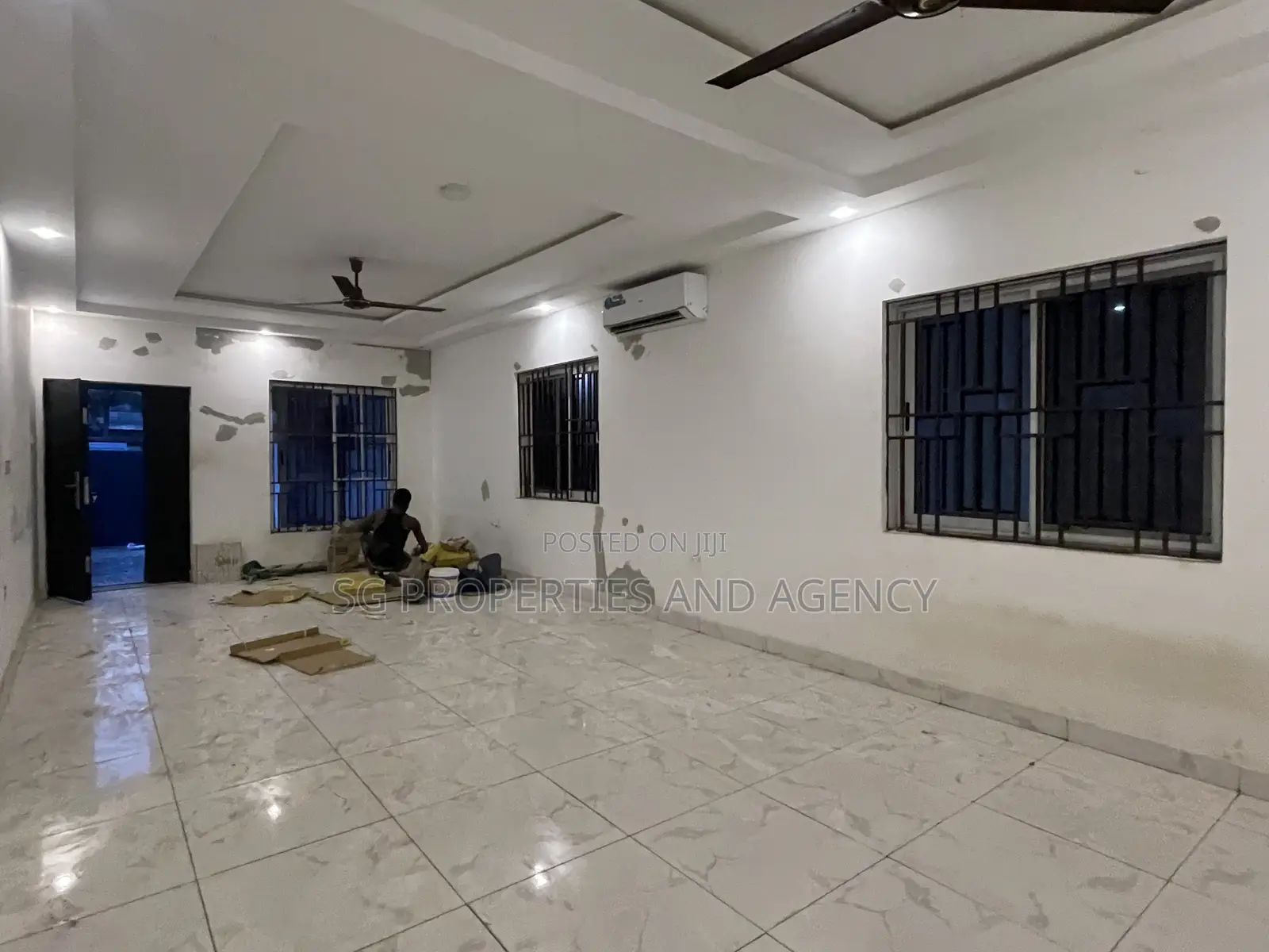 3bdrm House in Batsonaa, Baatsona Total for rent