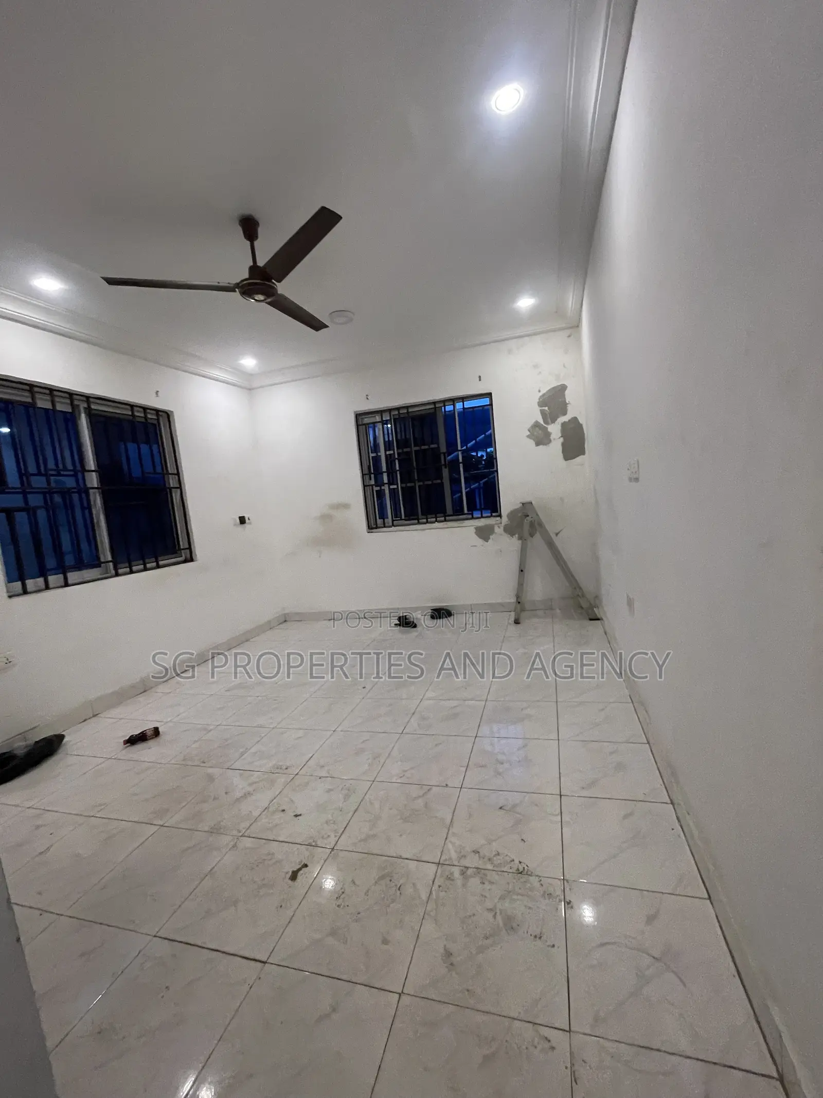 3bdrm House in Batsonaa, Baatsona Total for rent