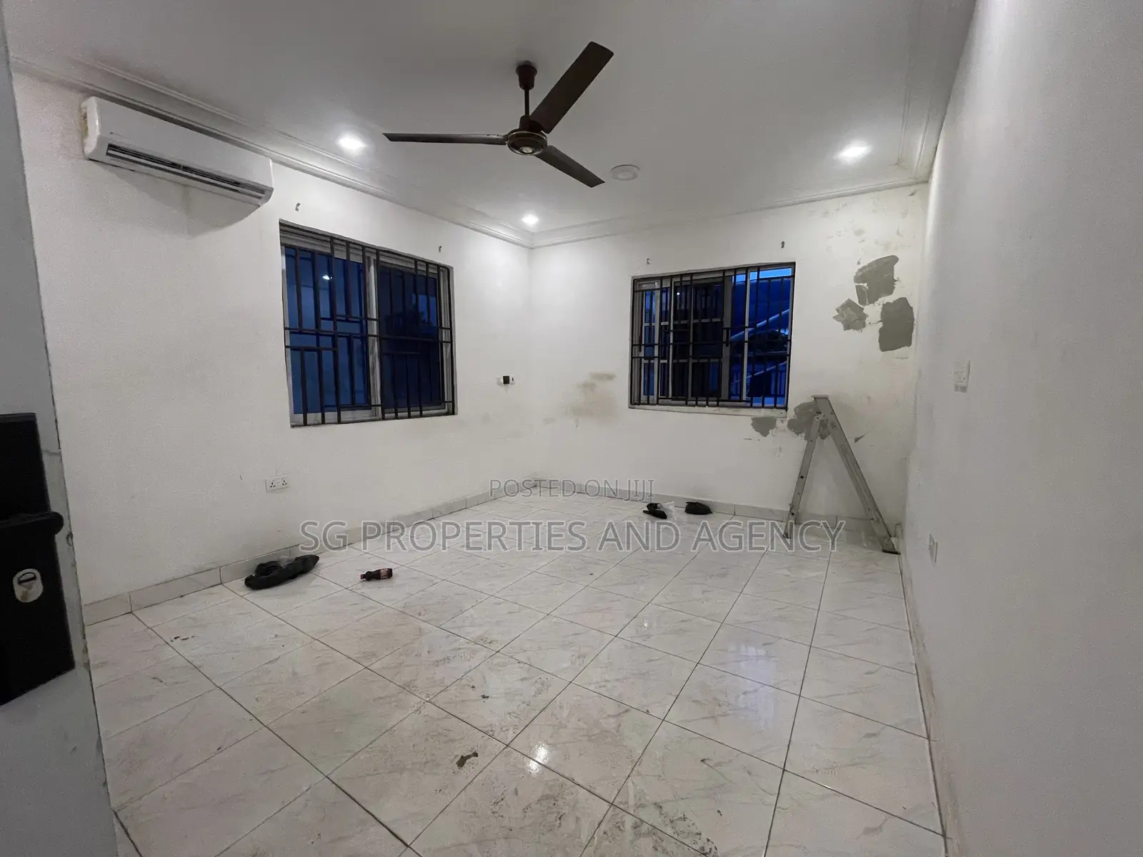 3bdrm House in Batsonaa, Baatsona Total for rent