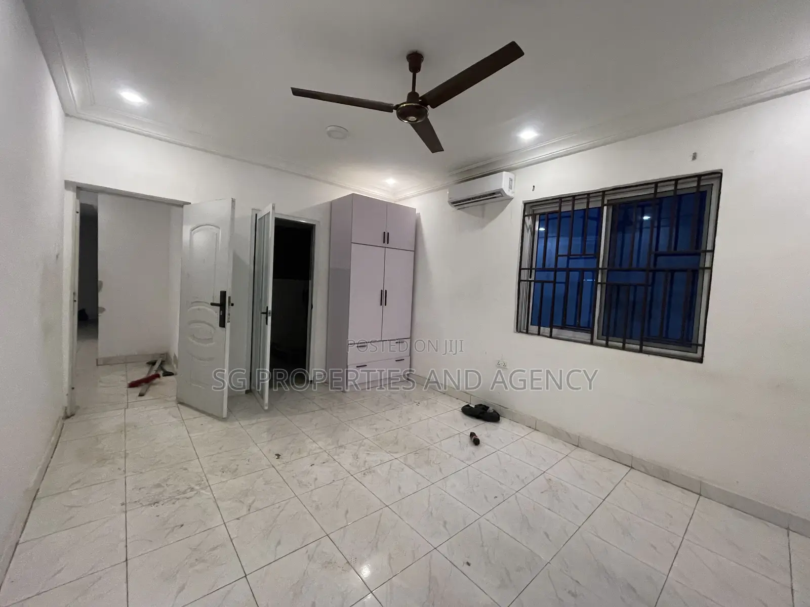3bdrm House in Batsonaa, Baatsona Total for rent