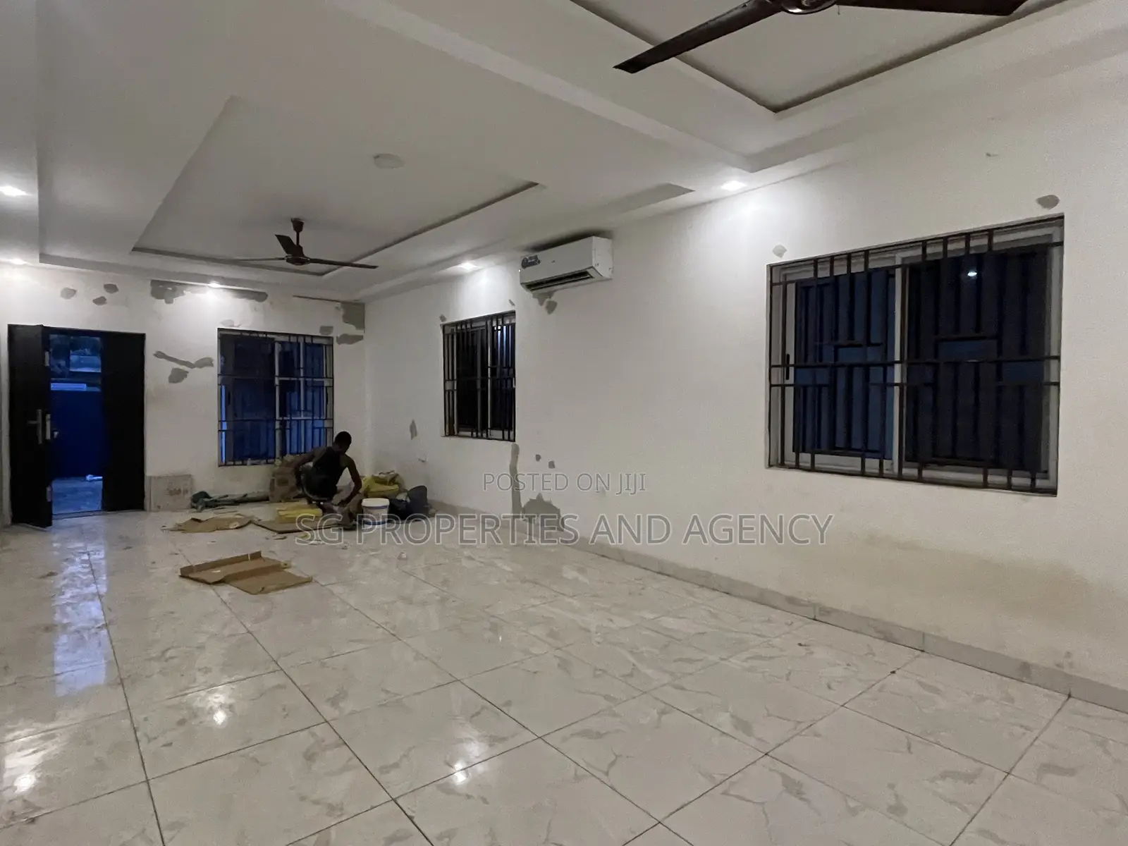 3bdrm House in Batsonaa, Baatsona Total for rent