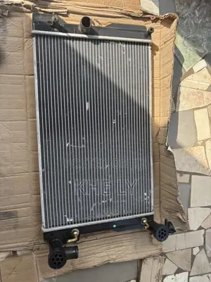 Coroll 2010 Radiator Tank