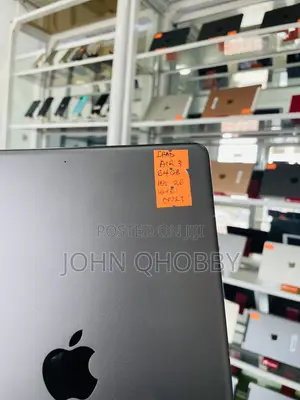 Apple iPad Air (2019) 64 GB Black