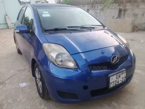 Toyota Vitz 1.3 FWD 3dr 2010 Blue