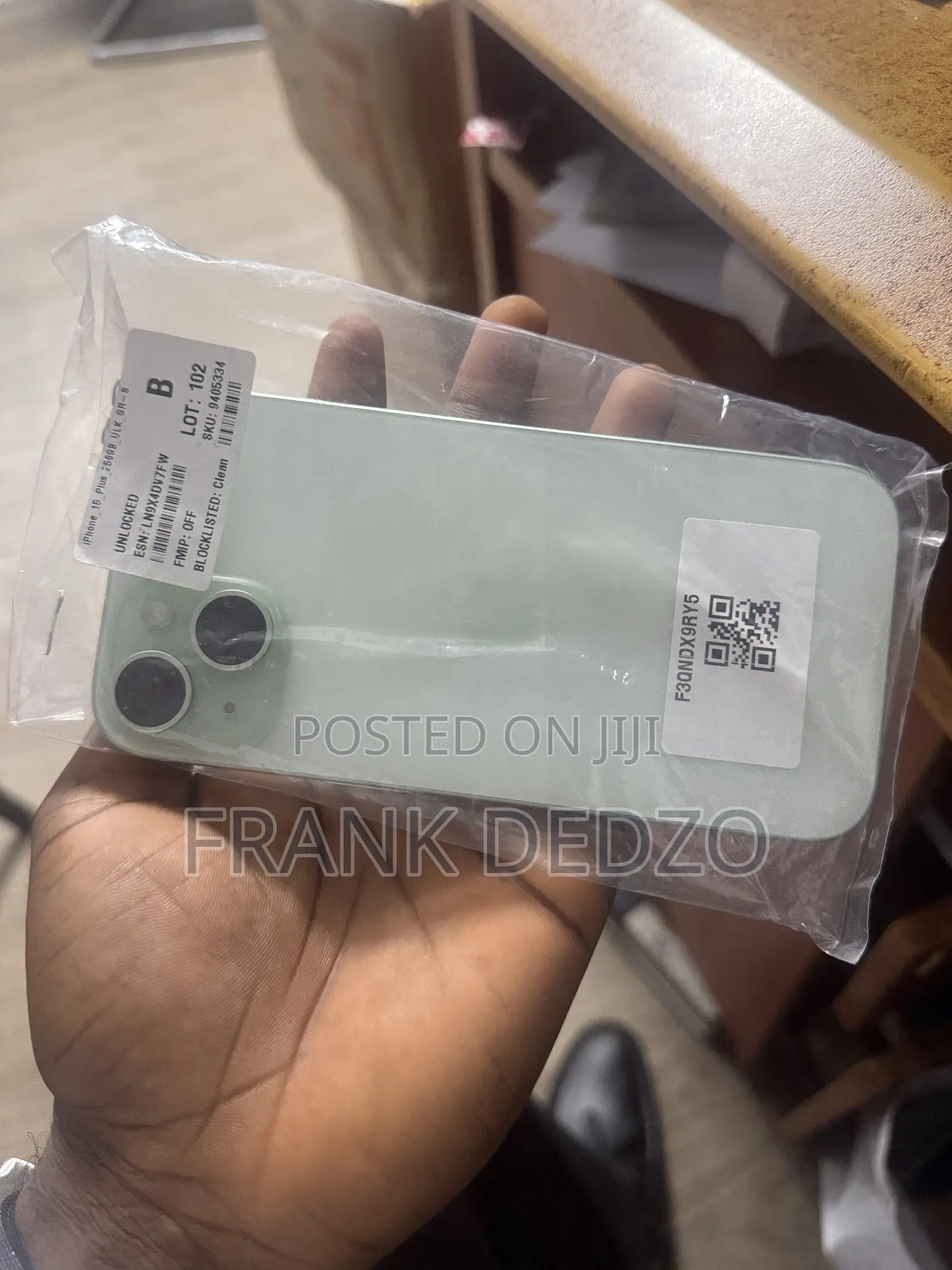 Apple iPhone 15 256 GB Green