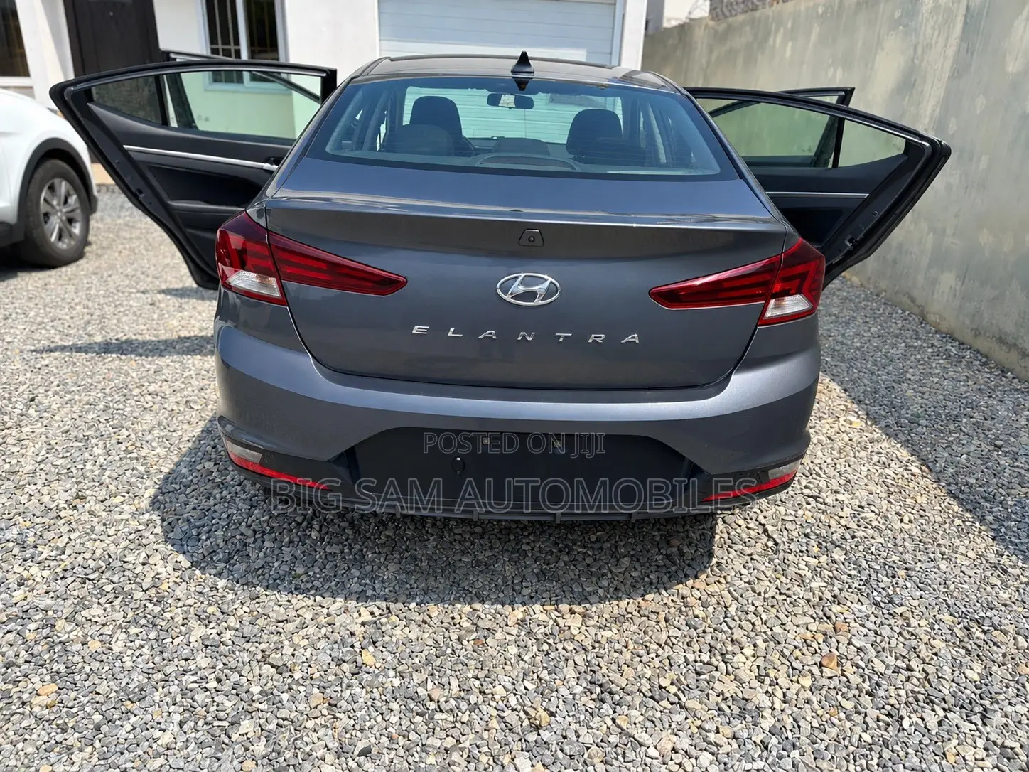 Hyundai Elantra Limited 2020 Gray