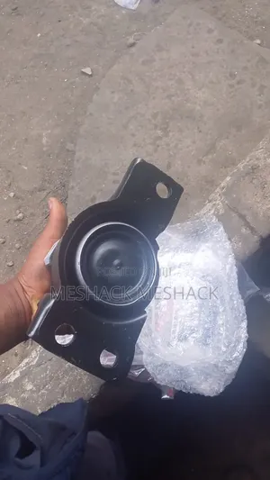 Nissan Versa Engine Seat