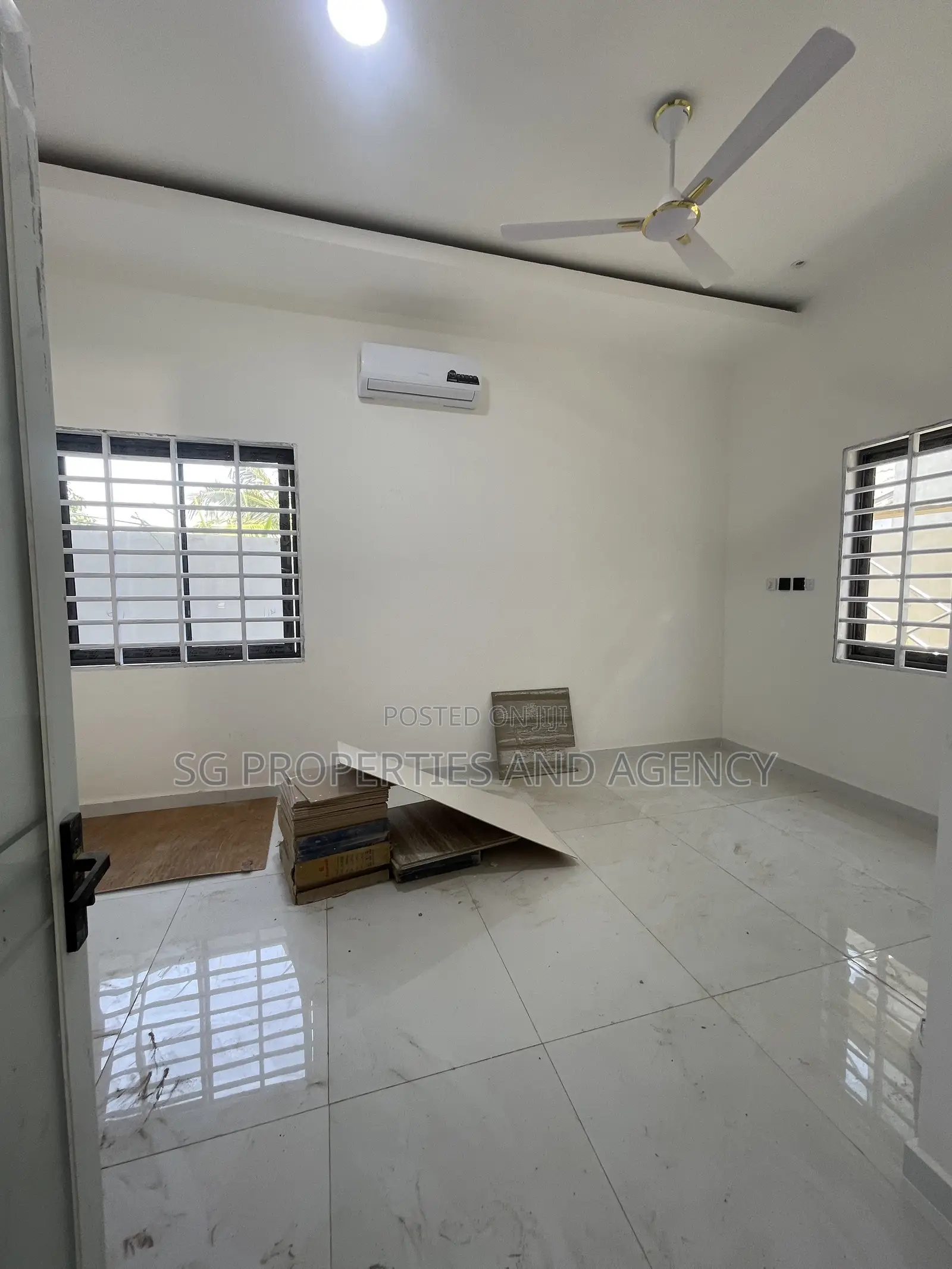 3bdrm House in Manet for sale