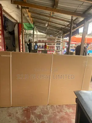 Samsung Qled Q7f 85inch 214cm Watch and Smile