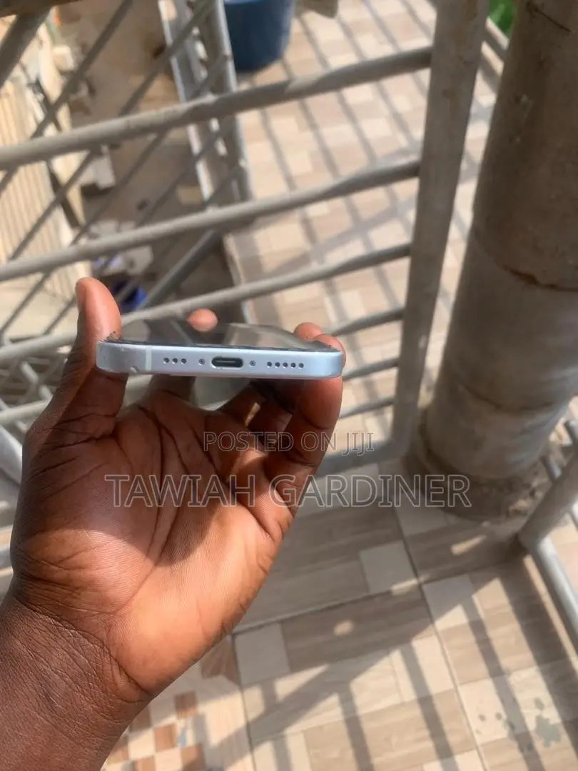 Apple iPhone 15 128 GB Blue