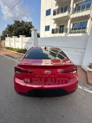 Hyundai Elantra Limited 2020 Red
