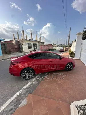 Hyundai Elantra Limited 2020 Red