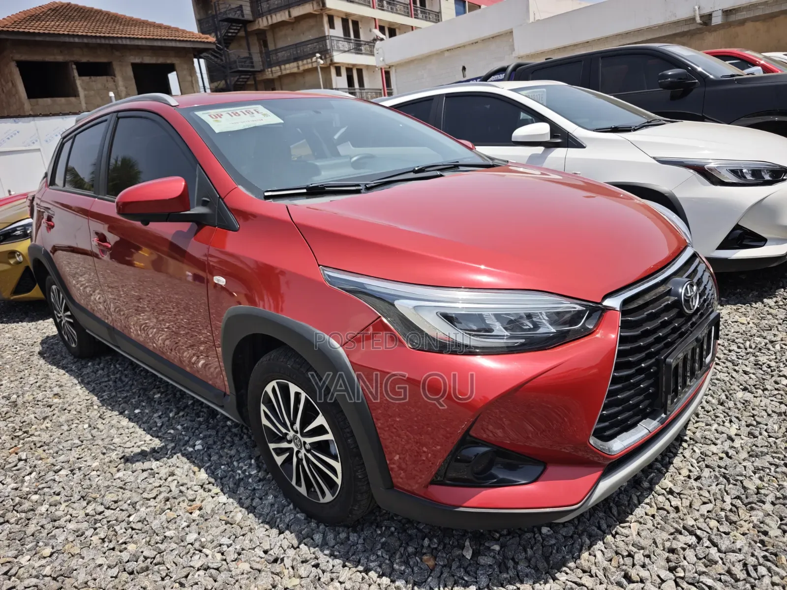 Toyota Yaris Cross 1.5 FWD 2023 Red