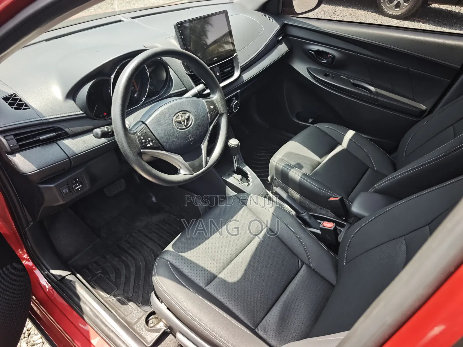 Toyota Yaris Cross 1.5 FWD 2023 Red