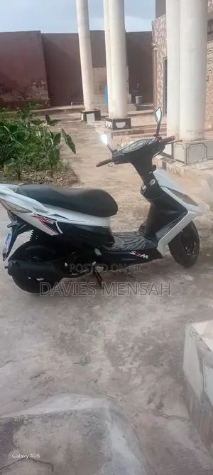 SYM Symnh 2024 White