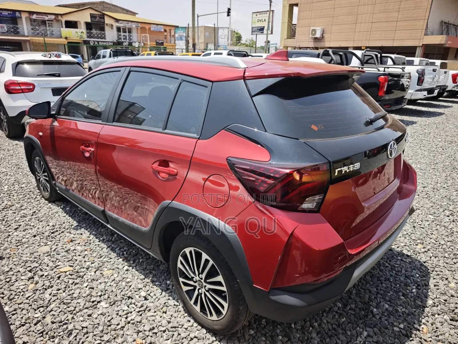Toyota Yaris Cross 1.5 FWD 2023 Red
