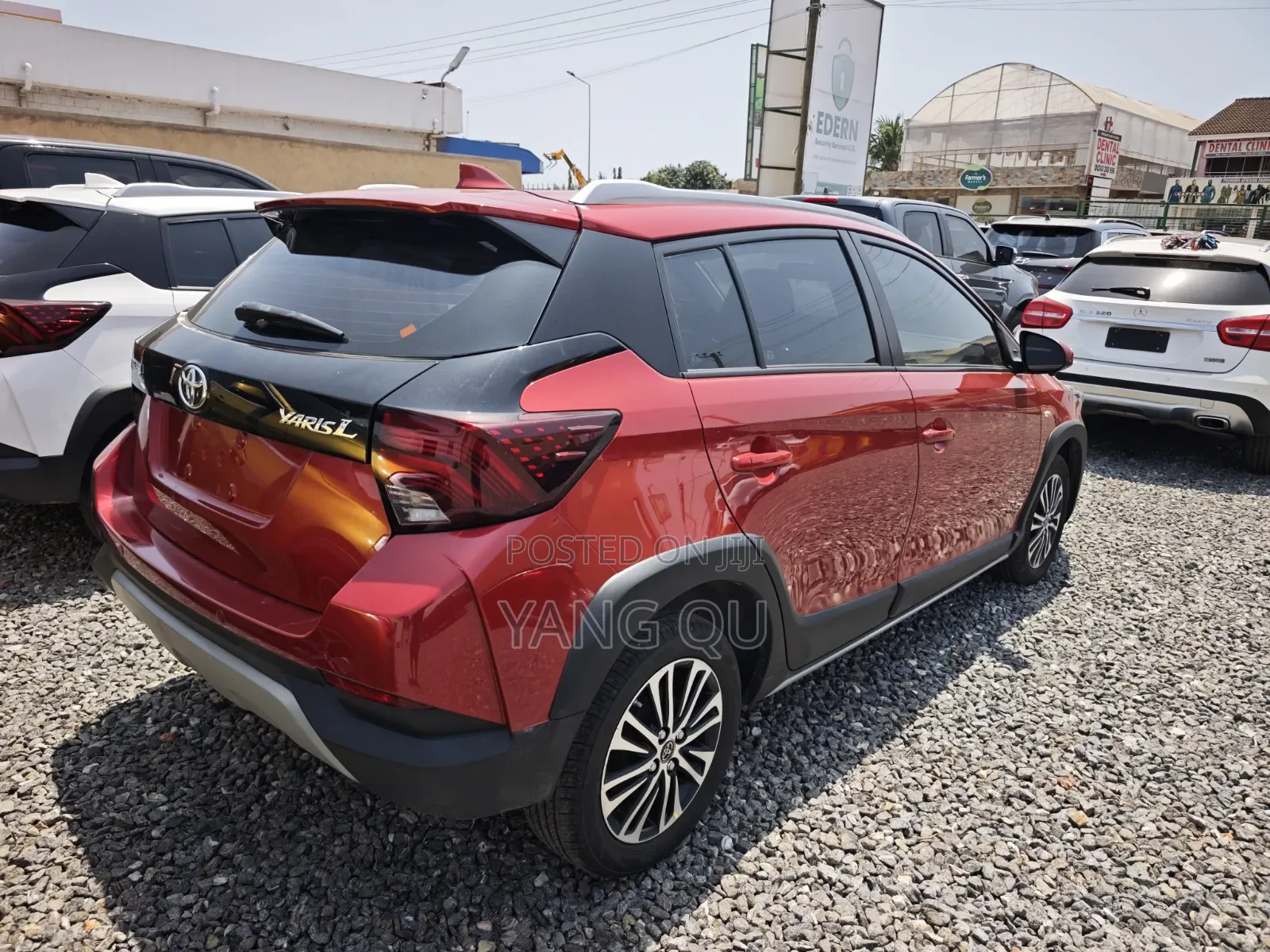 Toyota Yaris Cross 1.5 FWD 2023 Red