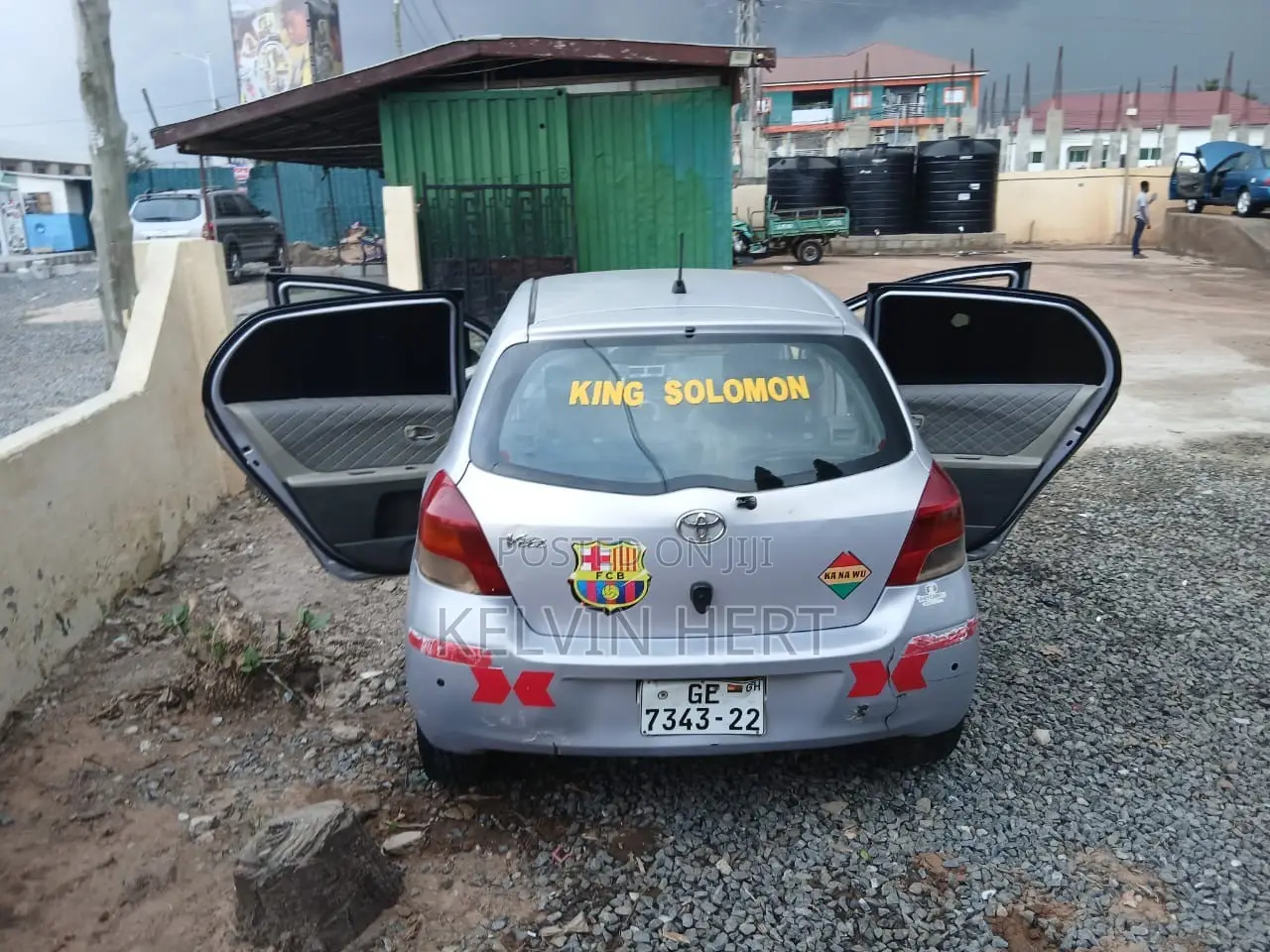 Toyota Vitz 1.3 AWD 3dr 2010 Silver