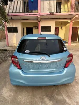 Toyota Vitz 2016 Blue