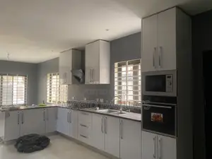 3bdrm House in Oyarifa for rent