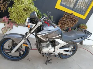 Yamaha YBR 2018 Gray