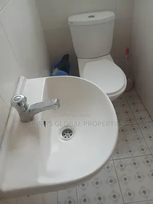 Mini Flat in West Hills Mall Area for rent
